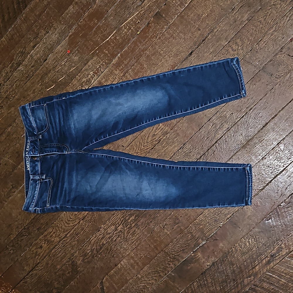 AE Capris